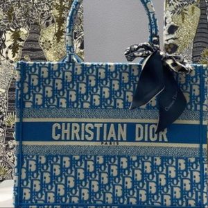 Christian Dior purse